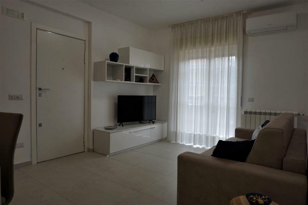 דירות אצ'י קסטלו Casa Gise מראה חיצוני תמונה