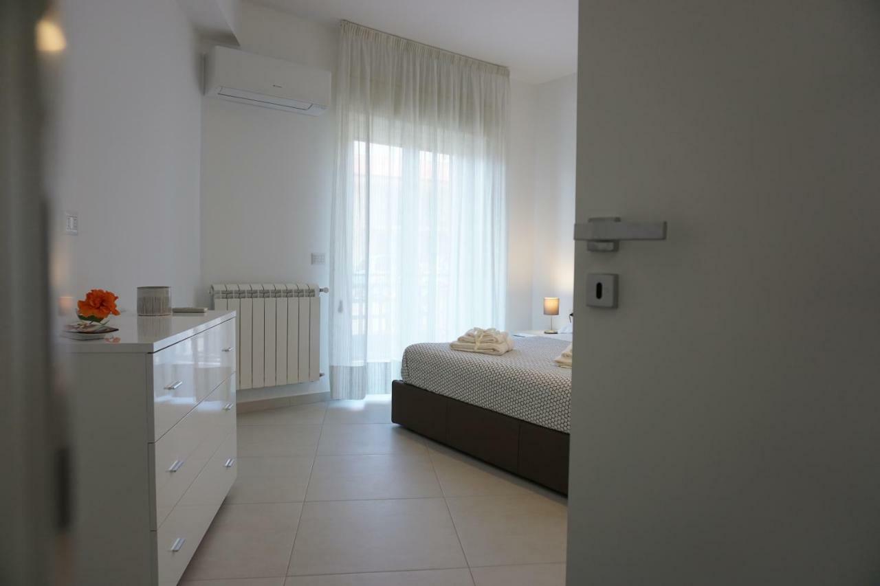 דירות אצ'י קסטלו Casa Gise מראה חיצוני תמונה