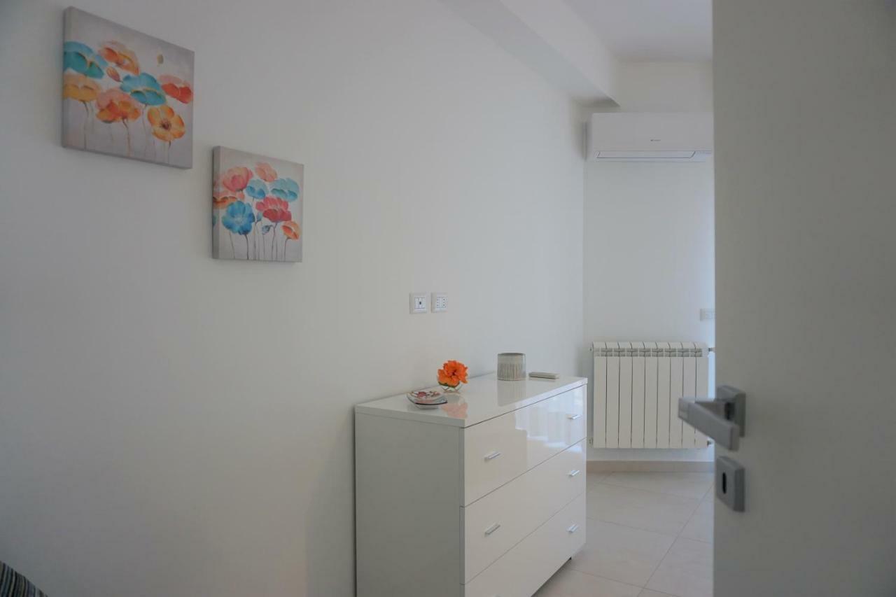 דירות אצ'י קסטלו Casa Gise מראה חיצוני תמונה