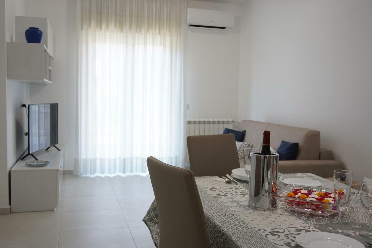 דירות אצ'י קסטלו Casa Gise מראה חיצוני תמונה